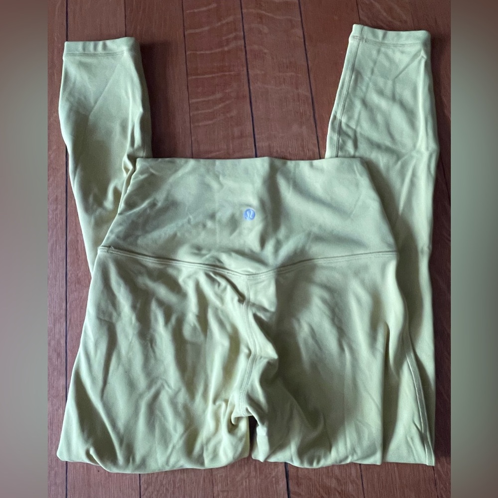 Lululemon brand new leggings! New without tags - Picture 2 of 3